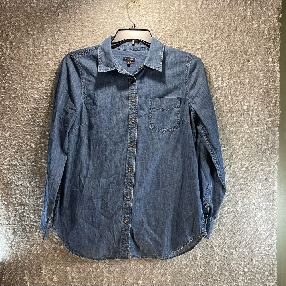Talbots Women's Button Up Denim Shirt Size M Blue Denim Western Lagenlook Flowy